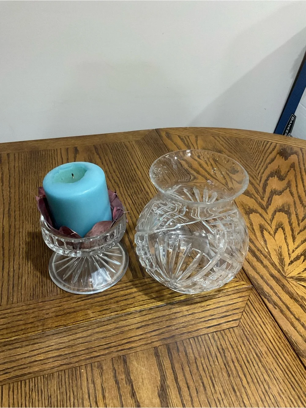 Beautiful Clear Cut-Glass Hurricane 2piece Vase with Blue Candle & Potpourri